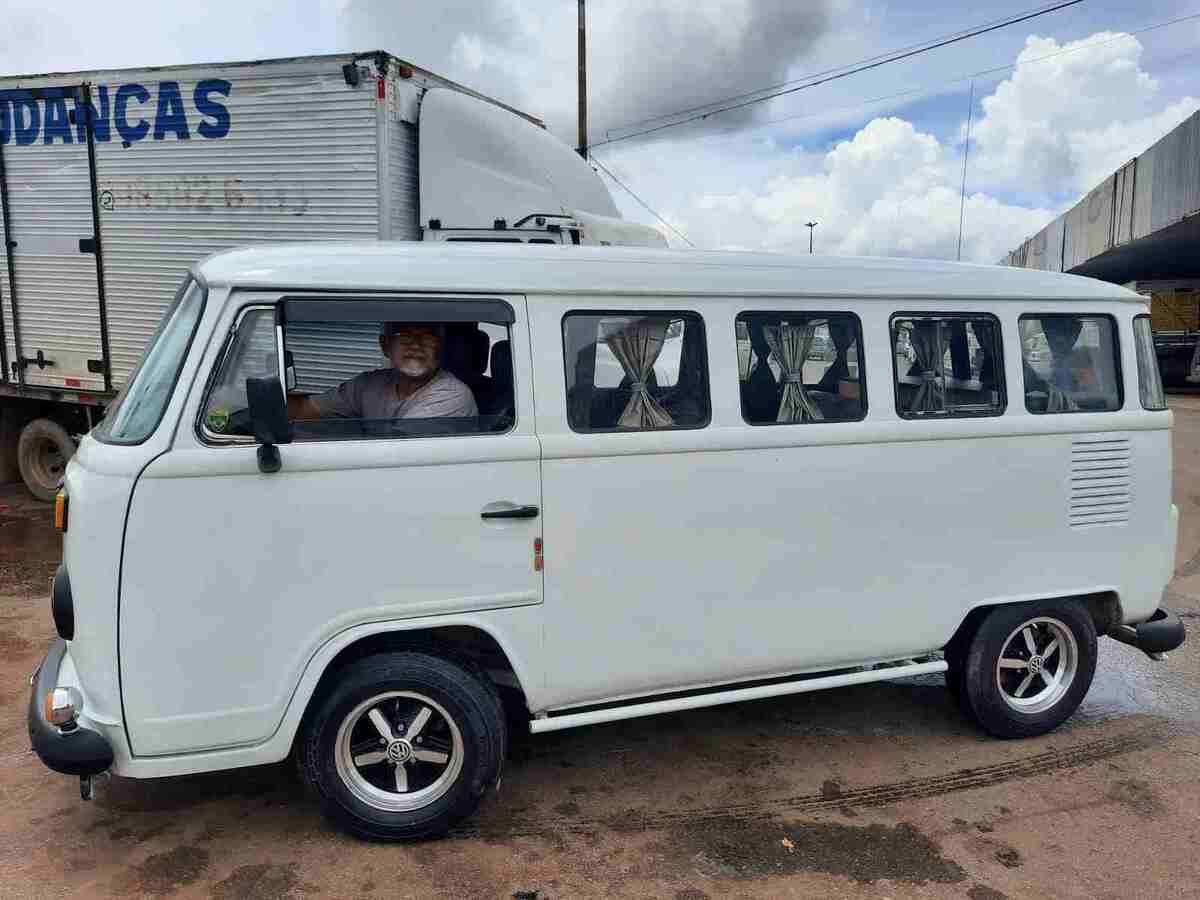 Homem tem Kombi roubada durante consulta médica no Hospital de Base