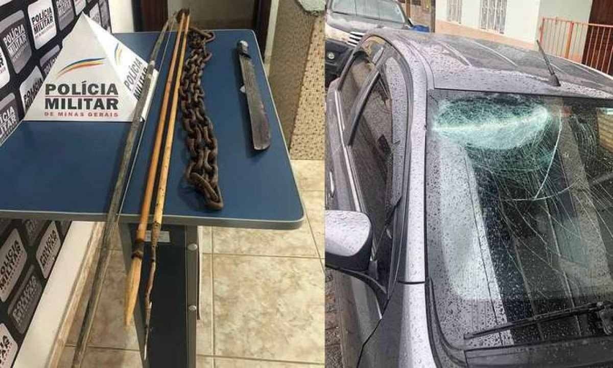 Arco, flechas, corrente e facão. As armas usados no ataque e o carro atacado pelo homem 