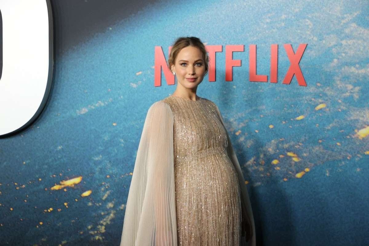 Jennifer Lawrence diz ter feito ‘toneladas de sexo’ durante pausa na carreira