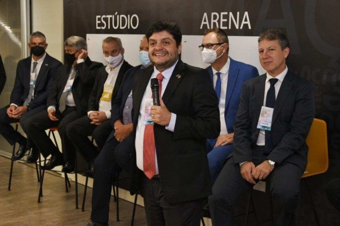  Crédito: Divulgação. Capital S/A. Reunião Codese DF com deputado Rodrigo Delmasso 