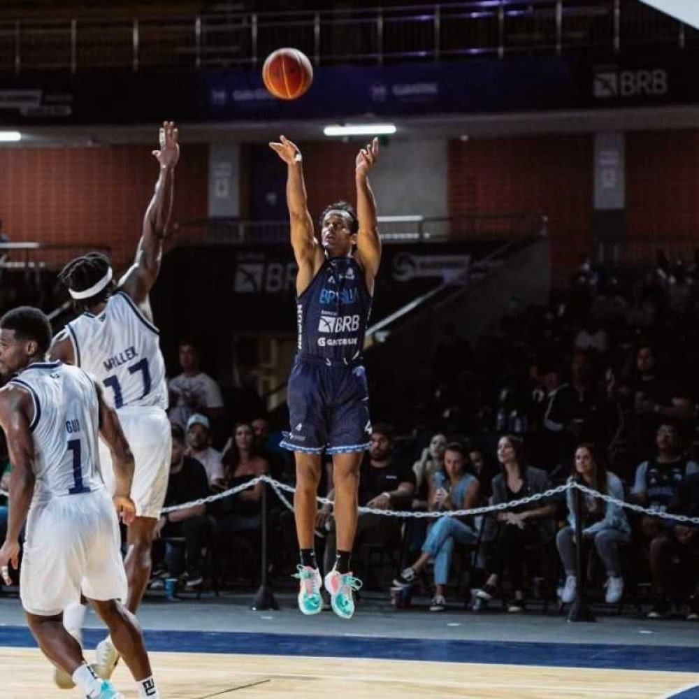 O ala Arthur é uma das armas do Brasília Basquete contra o Cerrado
