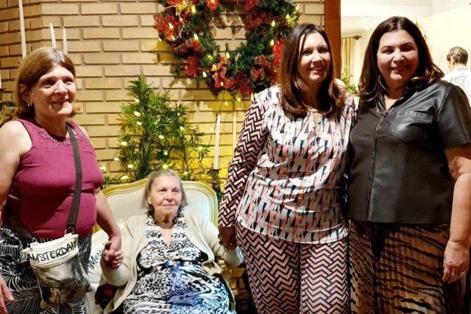 Lúcia, Leda, Bia e Ruth 