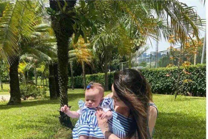 A médica ortopedista Luciana Ferrer e a filhinha Antonella - Jane Godoy - 360 graus