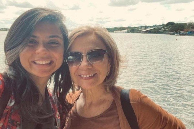 Marcela e a mãe, Eliane Ulhoa - Jane Godoy - 360 graus