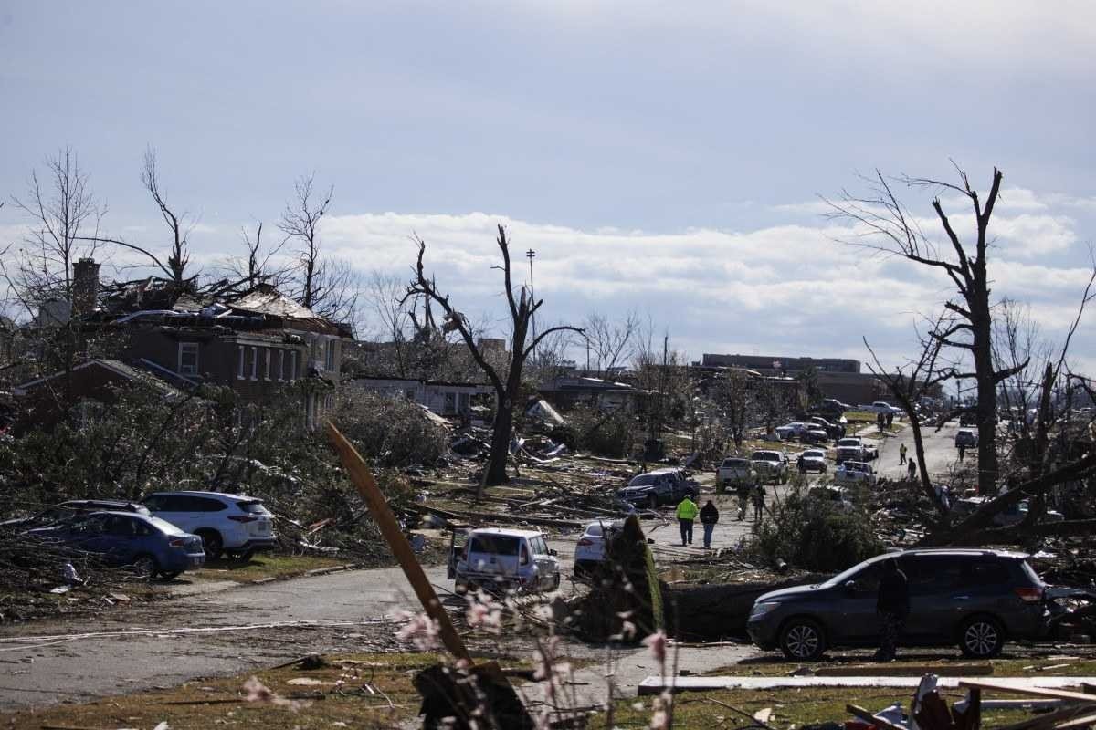 Após tornados, EUA ainda contabilizam nível de destruição e número de mortos