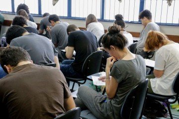 Segundo a Pnad, o percentual de pessoas com 25 anos ou mais com ensino superior completo subiu de 19,7% em 2023 para 20,5% em 2024, o maior da série histórica iniciada em 2016 -  (crédito:  Marcos Santos/USP Imagens)