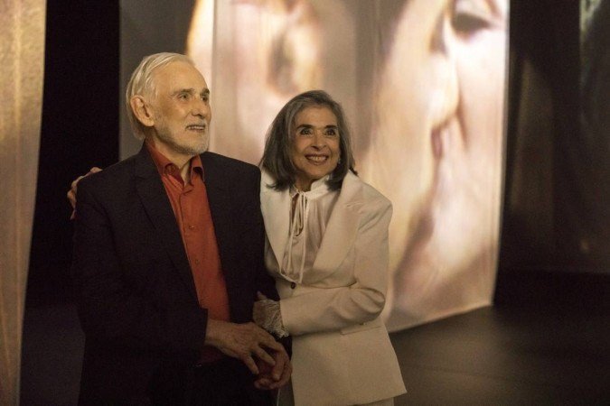 O reencontro de Francisco Cuoco 
e Betty Faria dá o 
tom de emoção a 
70 anos esta noite