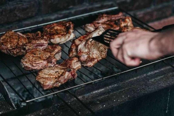 Vai aí um churrasco com cerveja no dia eleição? - (crédito: Pixabay) Vai aí um churrasco com cerveja no dia eleição? - (crédito: Pixabay)
