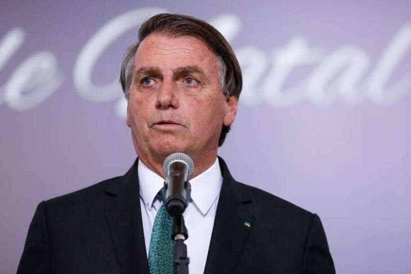 Durante live, Bolsonaro mira artilharia contra Moro, Dallagnol e Operação Lava Jato