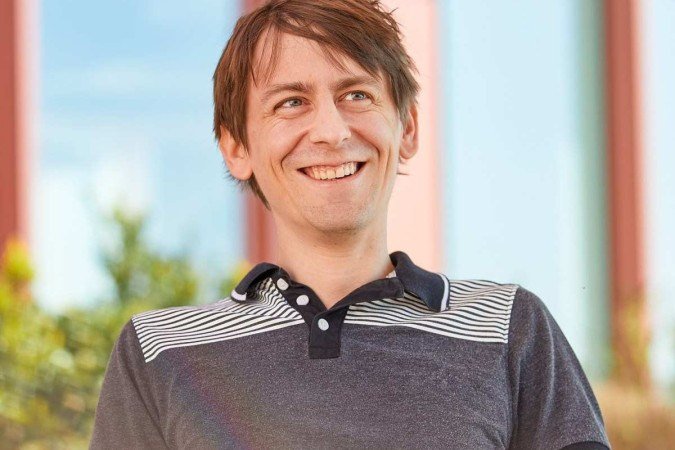  Crédito: Reprodução/Deep Mind. Ciencia. John Jumper, pesquisador molecular da empresa Deep Mind