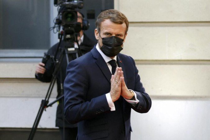 Emmanuel Macron, presidente da França, desponta na liderança em pesquisas contestadas por especialistas 
