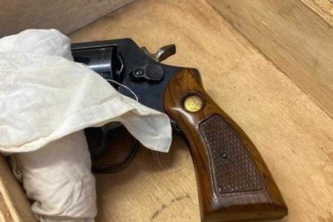 Arma utilizada no crime foi apreendida pela PMDF - (crédito: Material cedido ao Correio) Arma utilizada no crime foi apreendida pela PMDF - (crédito: Material cedido ao Correio)