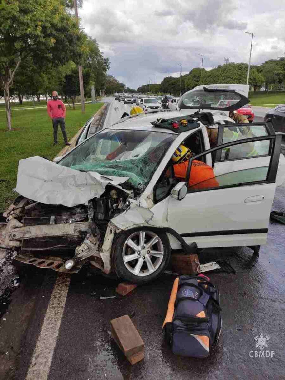 Policial Federal se envolve em acidente de trânsito e foge sem prestar socorro