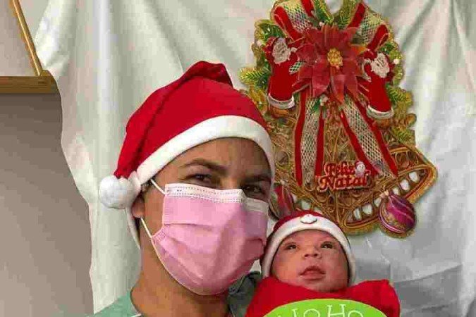 Márdilla, criadora da iniciativa, com a pequena Gisely