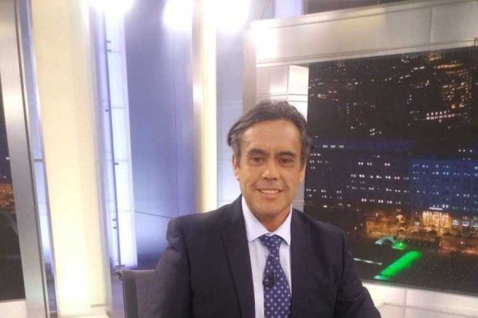 Gilberto Aranda Bustamante, professor do Instituto de Estudios Internacionales de la Universidad de Chile e doutor em Estudos Latino-Americanos