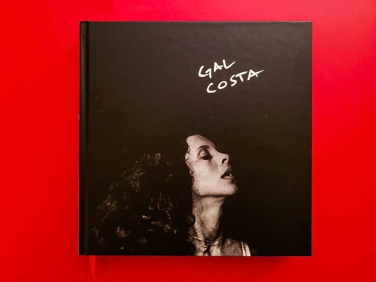 Gal Costa anuncia data de lançamento de fotobiografia