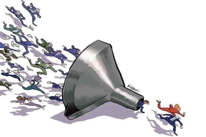 Especialistas acreditam que no próximo ano haverá grandes oportunidades para quem pretende ingressar no serviço público -  (crédito: kleber sales)