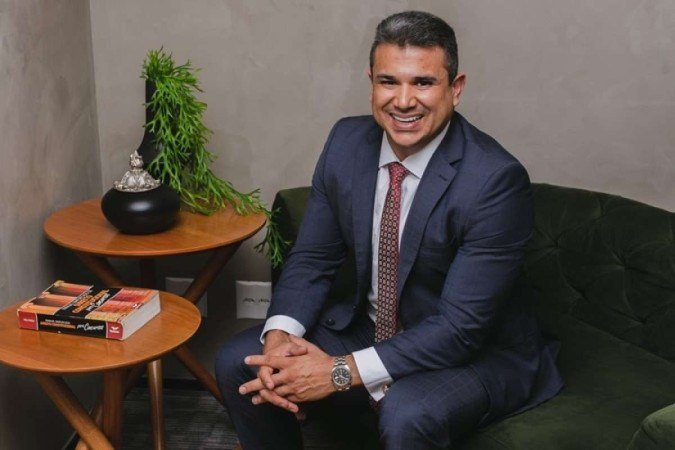 O estado de calamidade pública encerra em 31 de dezembro, concursos devem voltar por isso, conforme Max Kolbe