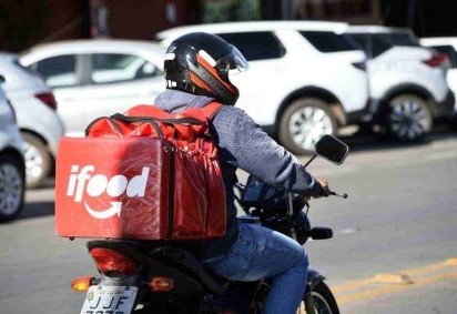 iFood diz que taxa fixa de entrega de R$ 8 elevaria custos em 42% -  (crédito: Reprodução) -iFood diz que taxa fixa de entrega de R$ 8 elevaria custos em 42% -  (crédito: Reprodução)