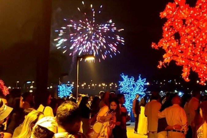 Queima de fogos no Pontão do Lago Sul - Revéillon 2021