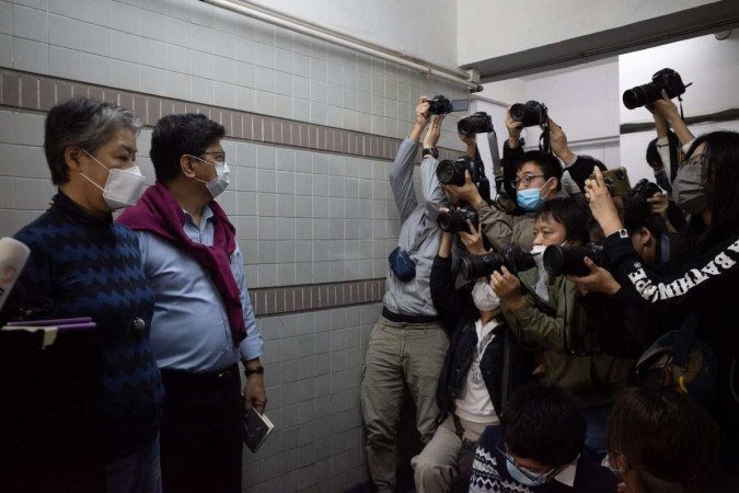Os jornalistas do site de informação CitizenNews de Hong Kong - (crédito: AFP) Os jornalistas do site de informação CitizenNews de Hong Kong - (crédito: AFP)