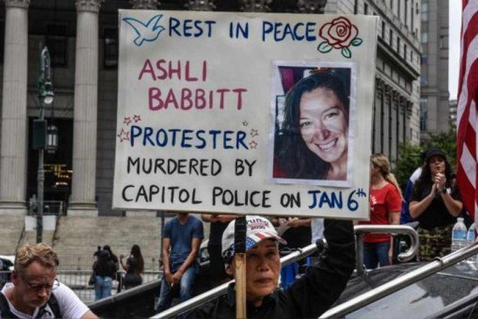 Ashli Babbitt - (crédito: AFP) Ashli Babbitt - (crédito: AFP)