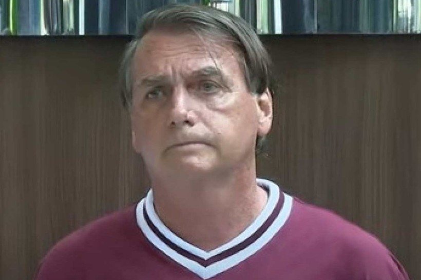 Obstrução intestinal de Bolsonaro foi causada por camarão mal mastigado, diz  médico