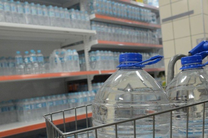 Aumentar o consumo de água - (crédito: Fernando Frazão/Agência Brasil) Aumentar o consumo de água - (crédito: Fernando Frazão/Agência Brasil)