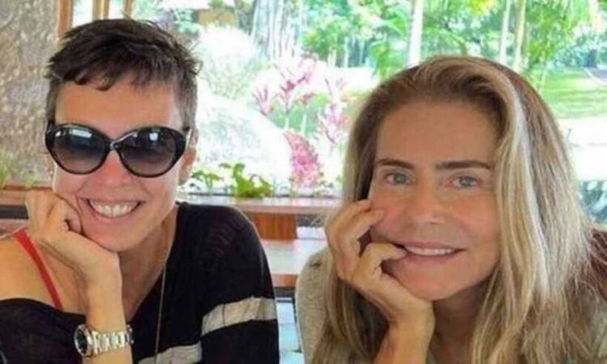 Maitê Proença e Adriana Calcanhotto aparecem juntas em cliques raros