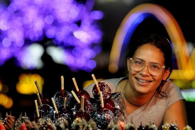 Érica Batista - vendedora - Brasília Iluminada