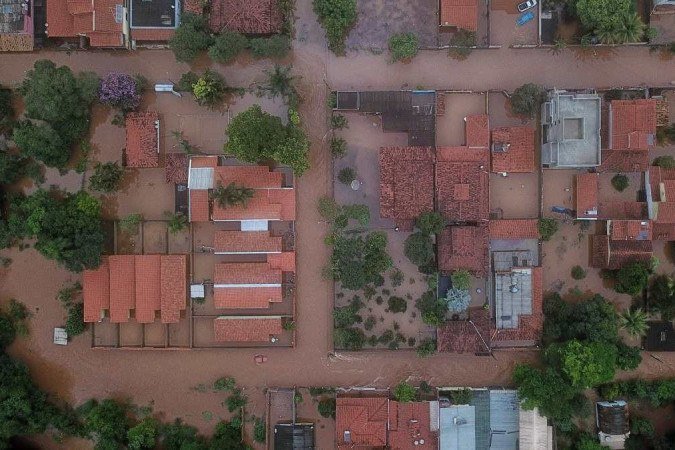 O estado contabiliza 3.992 desabrigados e 24.610 desalojados - (crédito: DOUGLAS MAGNO) O estado contabiliza 3.992 desabrigados e 24.610 desalojados - (crédito: DOUGLAS MAGNO)