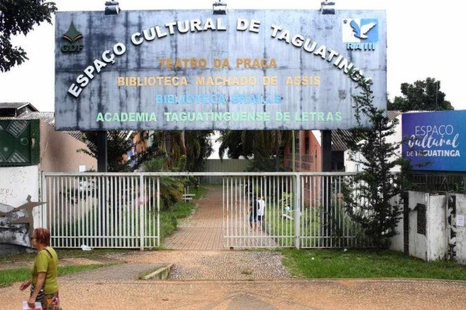 Entrada do Teatro da Praça, em Taguatinga - (crédito: Ana Rayssa/CB/D.A Press (11/3/2020)) Entrada do Teatro da Praça, em Taguatinga - (crédito: Ana Rayssa/CB/D.A Press (11/3/2020))