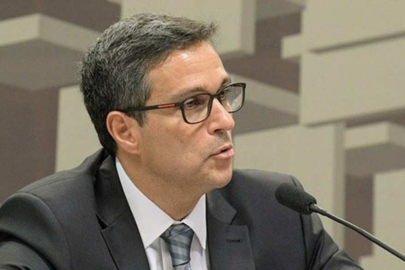 Presidente do Banco Central pode ser exonerado por Lula, diz colunista