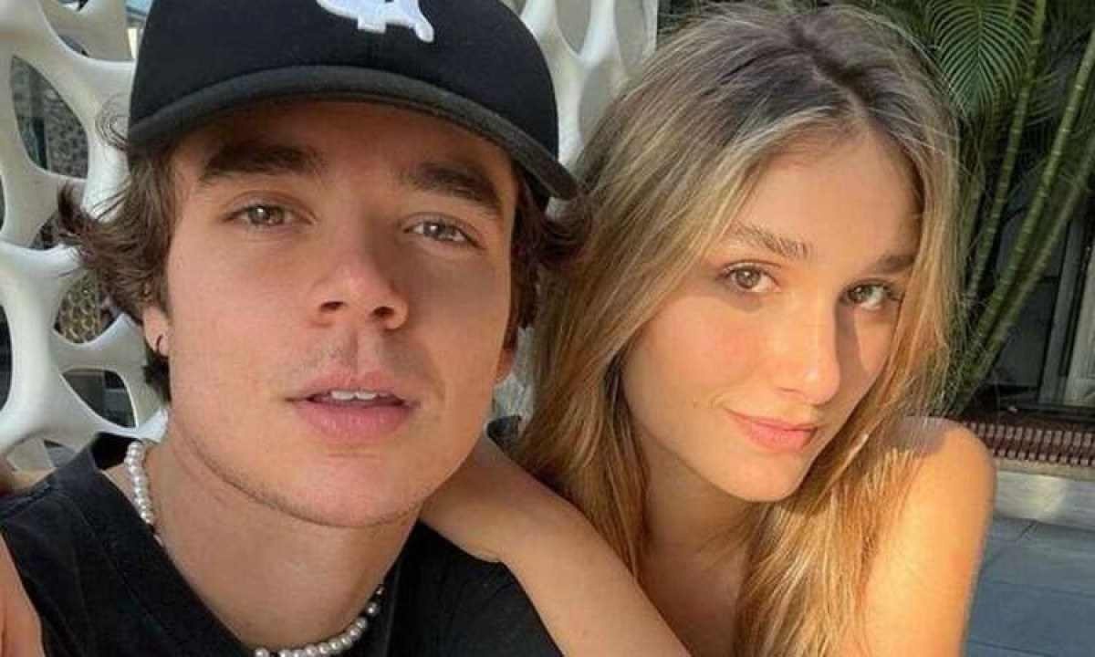 Sasha Meneghel compartilha clique romântico com o marido em Los Angeles