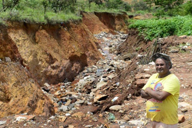 José dos Santos reclama das erosões no Sol Nascente