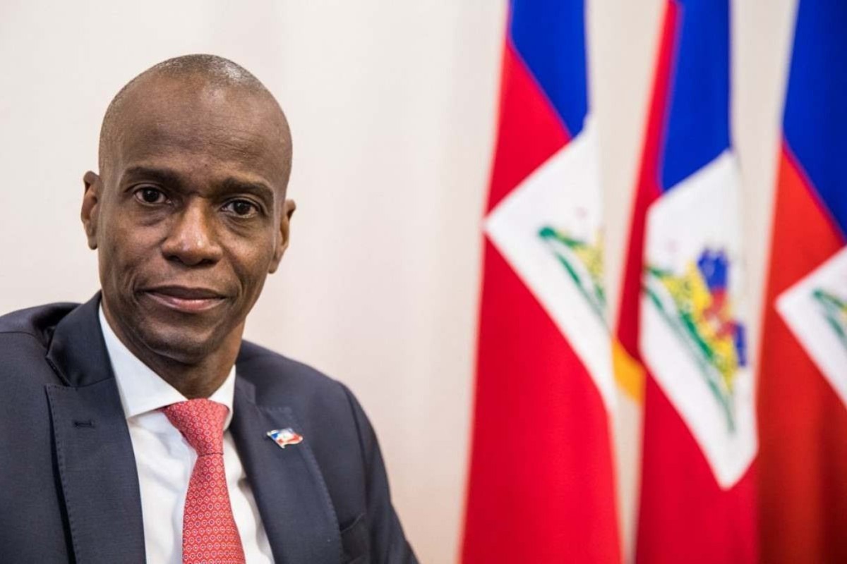 Ato na Praça Mauá homenageia presidente morto no Haiti