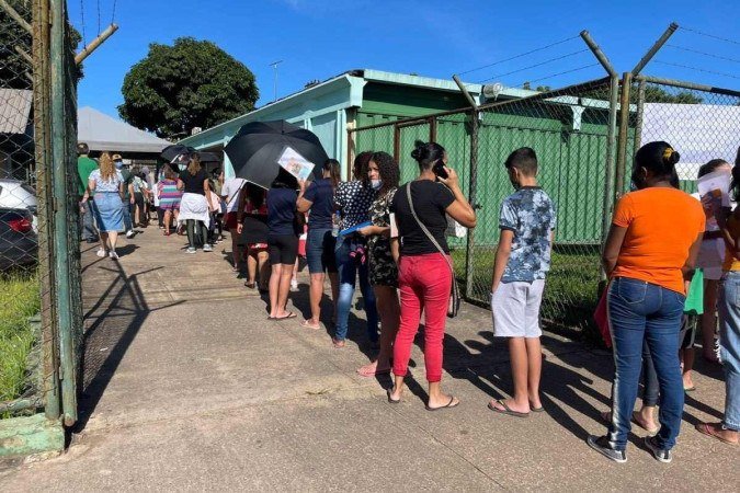 Vacinação infantil no DF.