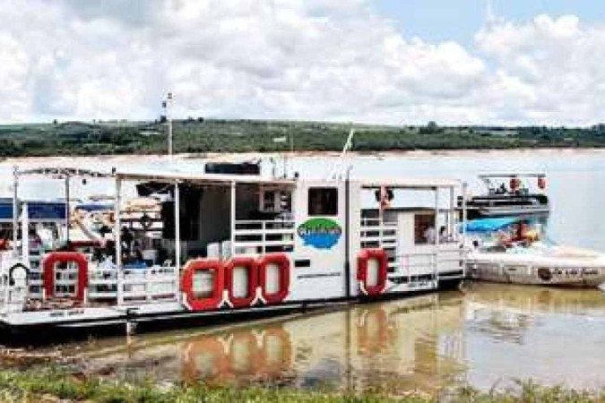 Gerente da chalana diz que os passeios no lago que estavam agendados foram todos desmarcados