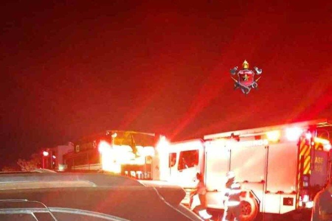 Acidente em trecho conhecido como trevo do alemão deixa 6 pessoas feridas em Planaltina - (crédito: CBMDF/Divulgação) Acidente em trecho conhecido como trevo do alemão deixa 6 pessoas feridas em Planaltina - (crédito: CBMDF/Divulgação)