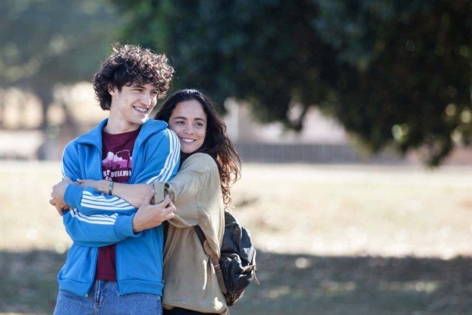 Cena do filme 'Eduardo e Mônica', de René Sampaio, com Alice Braga e Gabriel Leone - (crédito: Janine Moraes/Divulgação) Cena do filme 'Eduardo e Mônica', de René Sampaio, com Alice Braga e Gabriel Leone - (crédito: Janine Moraes/Divulgação)