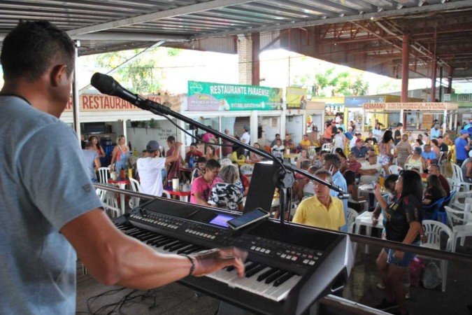 O projeto Música nas Ferias leva apresentações culturais para as feiras permanentes de Sobradinho I e II. -  (crédito: Arjan Duarte )