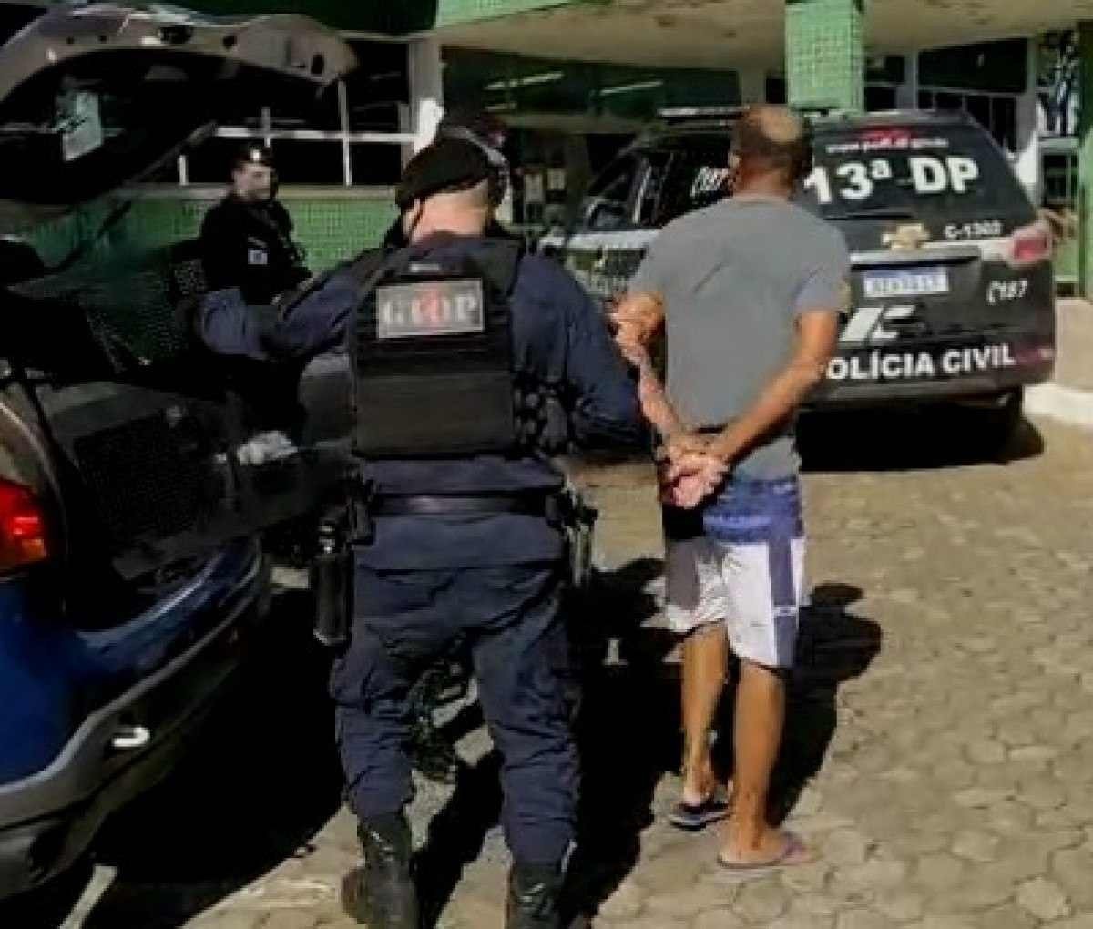 Polícia prende homem que atingiu desafeto com foice em bar de Sobradinho