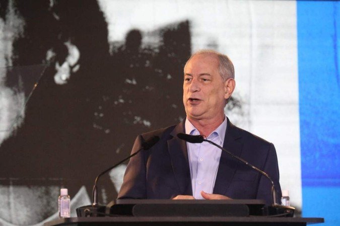 Ciro está fora das conversas em torno da aglutinação de partidos do centro por uma candidatura única