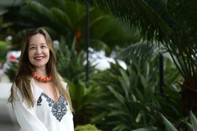  25/01/2022 Cr..dito: Marcelo Ferreira/CB/D.A Press. Brasil. Brasilia - DF -  Pauta Fiquei para titia. Mulheres que optaram n..o ter filhos, mas exercem nos sobrinhos um pouco de maternidade. Alessandra Cabral, n..o tem filhos, mas encontra no papel de tia a alegria da maternidade.
    