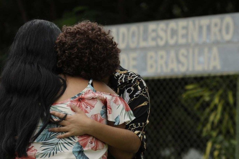  25/01/2022 Crédito: Carlos Vieira/CB.  Cidades. Aumento dos atendimentos  psicossociais no DF 2019 a 2021. Mãe e filha no Adolescentro na 605 Sul.