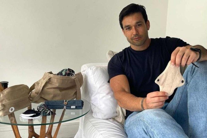 Sergio Marone incentiva uso de absorventes reutilizáveis e recebe elogios de seguidoras
- (crédito: Reprodução) Sergio Marone incentiva uso de absorventes reutilizáveis e recebe elogios de seguidoras
- (crédito: Reprodução)