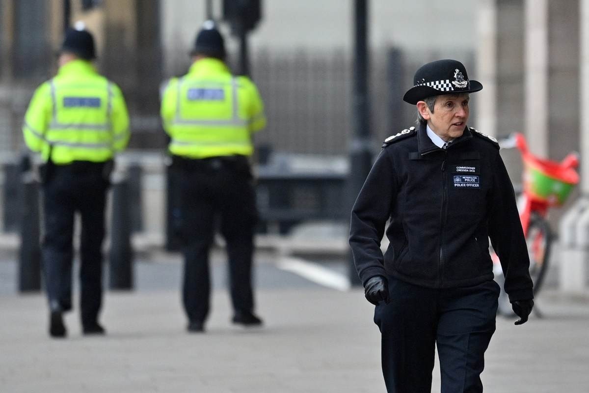 Polícia limita menção a supostas festas ilegais em relatório de Downing Street