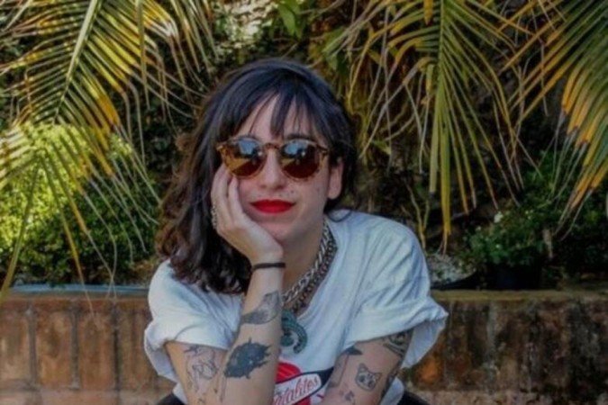 Melody Von Erlea é professora e idealizadora do blog Repete Roupa (@repeteroupa) 
