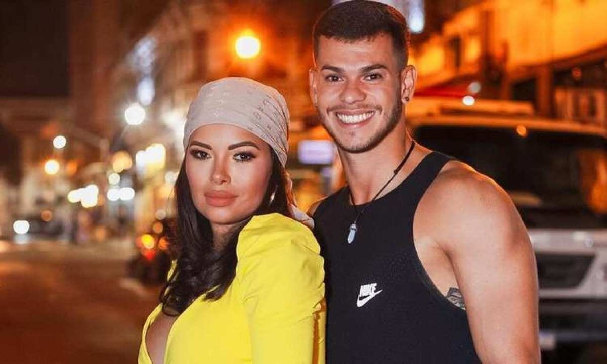 Namorado de Ariadna diz que avó o expulsou após descobrir o relacionamento