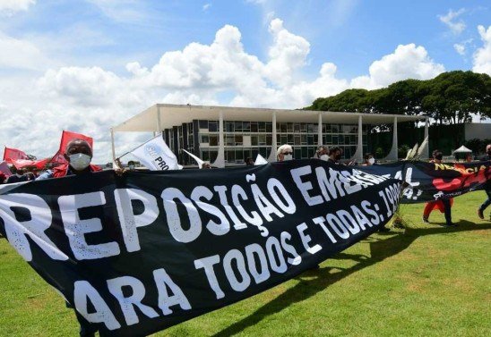 ED ALVES/CB/D.A.Press